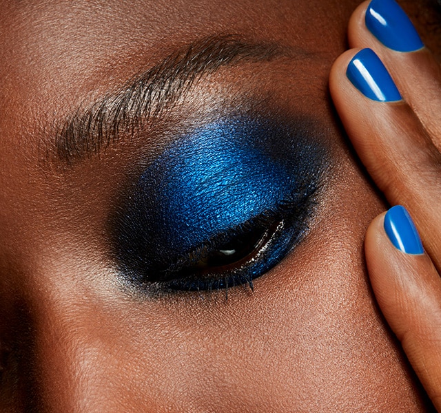 Eye Shadow - In the Shadows